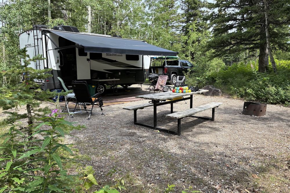Beaver Mines Lake Campground