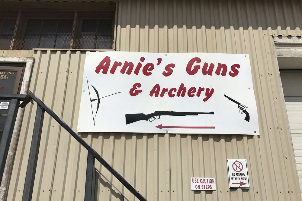 Arnie's Guns & Archery