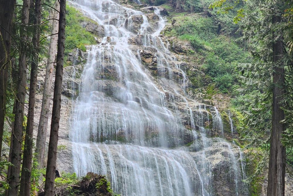 Bridal Veil Falls Provincial Park