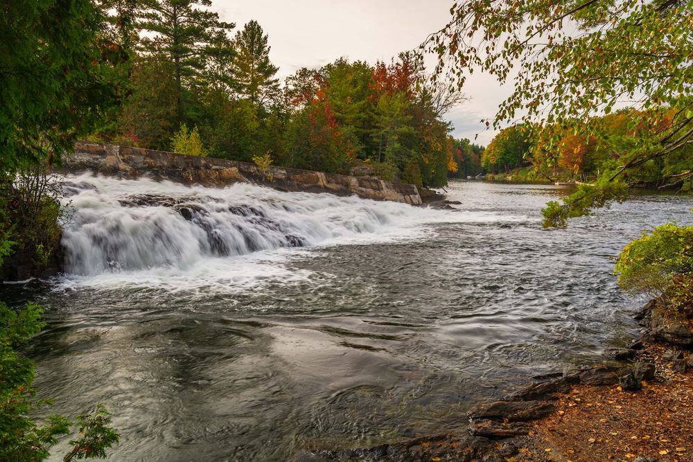 Elliott Falls