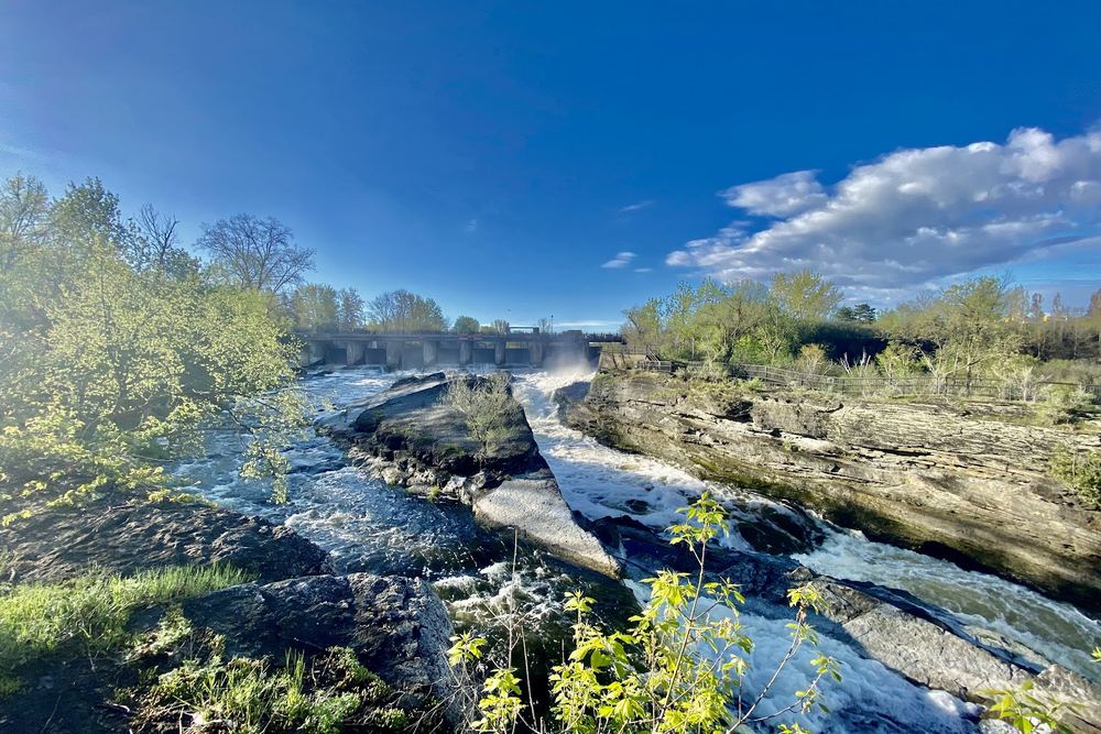 Hog's Back Falls Lookout