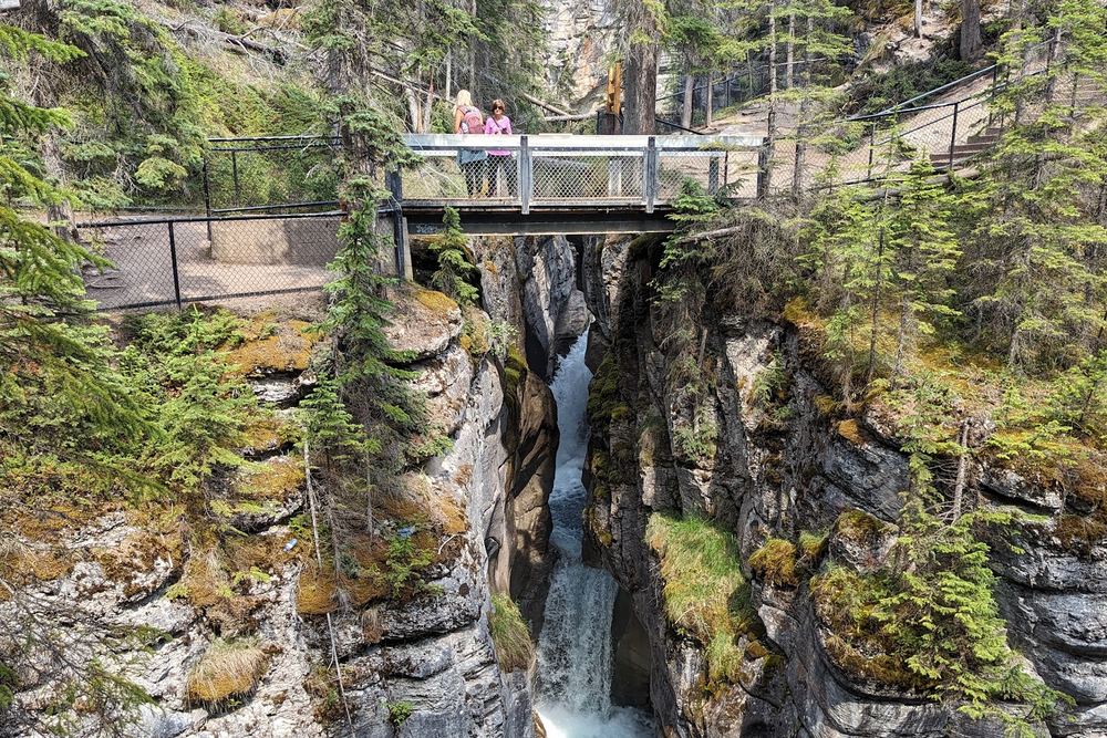 Maligne Canyon