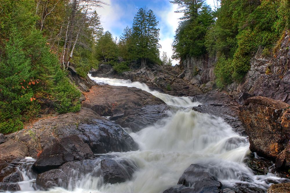 Ragged Falls