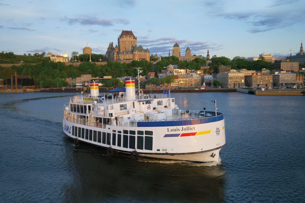 Croisières AML · Vieux-Québec | Croisières, tours guidés, restaurant et observation des baleines