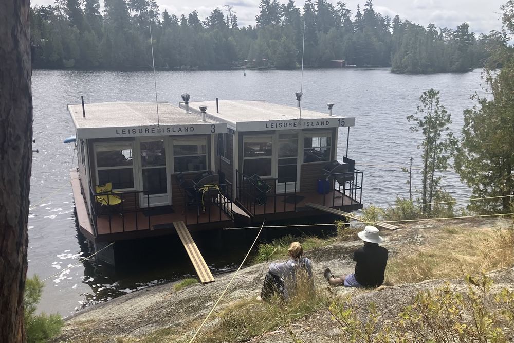 Leisure Island Houseboat Rentals